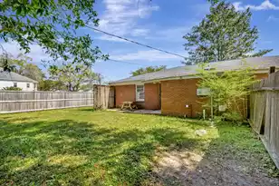 767 Bermuda St, Charleston, SC 29412 - Photo 17