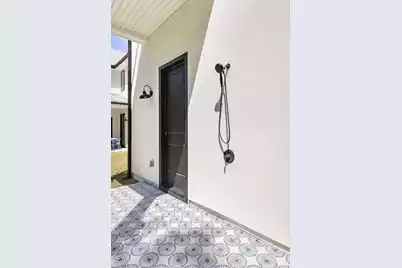 641 Palmetto Street, Mount Pleasant, SC 29464 - Photo 71