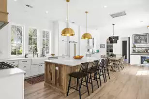 641 Palmetto St, Mount Pleasant, SC 29464 - Photo 11