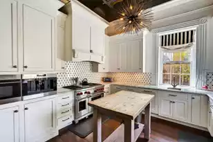 36 Society St, Charleston, SC 29401 - Photo 27