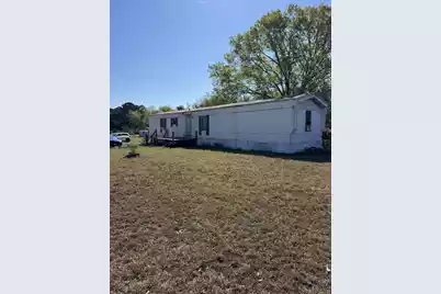 1830 Goslin Pond Rd, Summerton, SC 29148 - Photo 1