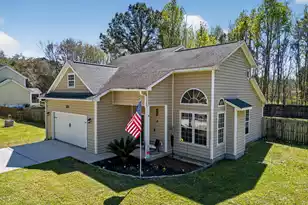 7389 Commodore Rd, Hollywood, SC 29449 - Photo 9