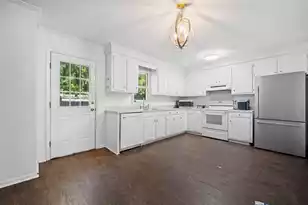 302 Springview Ln, Summerville, SC 29485 - Photo 9