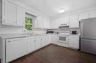 302 Springview Ln, Summerville, SC 29485 - Photo 11