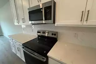 5051 Blackberry Ln Ln, Ravenel, SC 29470 - Photo 11