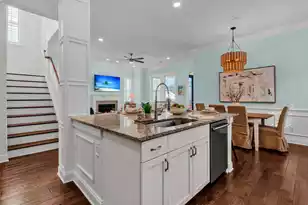 1876 Village Crossing Dr, Charleston, SC 29492 - Photo 19