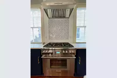 32 1/2 Chapel Street, Charleston, SC 29403 - Photo 13