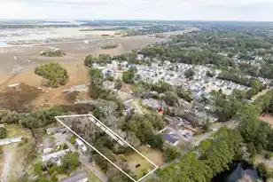 15 Sassafras Ln, Hilton Head, SC 29926 - Photo 1