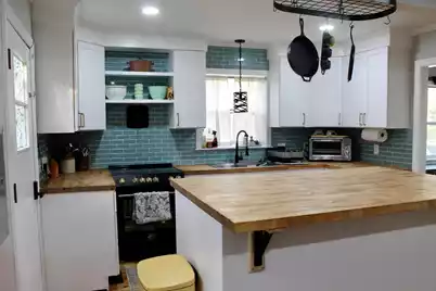 460 Hampton Street, Elloree, SC 29047 - Photo 5