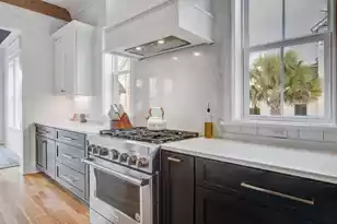 1915 Bolden Dr, Mount Pleasant, SC 29466 - Photo 13