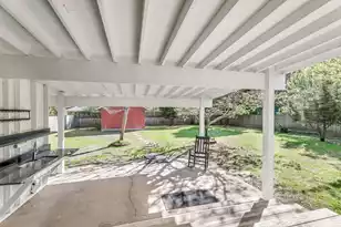 838 Quail Dr, Charleston, SC 29412 - Photo 9