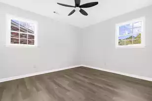 302 Gippy Dr, Summerville, SC 29486 - Photo 21