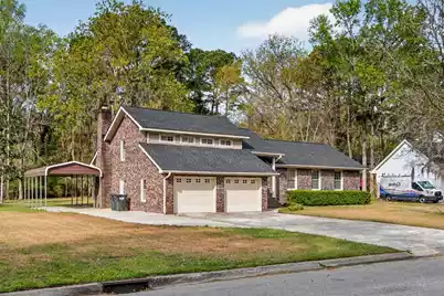 106 Travelers Rest Boulevard, Summerville, SC 29485 - Photo 3