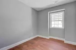 30 Poinsett St, Charleston, SC 29403 - Photo 11