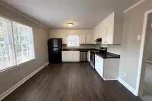 7635 Hillandale Rd, North Charleston, SC 29420 - Photo 5