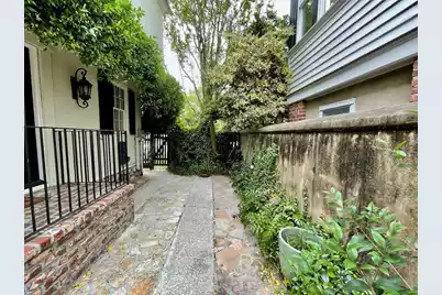 3 1/2 St Michaels Alley, Charleston, SC 29401 - Photo 33