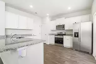 806 Lilyford Ln, Summerville, SC 29486 - Photo 9