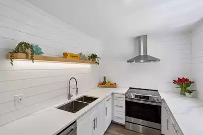 16 Twin Oaks Lane, Isle Of Palms, SC 29451 - Photo 15