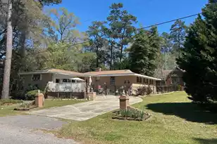 1000 Woodland Dr, Kingstree, SC 29556 - Photo 5