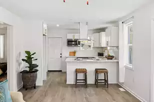 940 Sycamore Ave, Charleston, SC 29407 - Photo 1