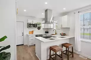 940 Sycamore Ave, Charleston, SC 29407 - Photo 3