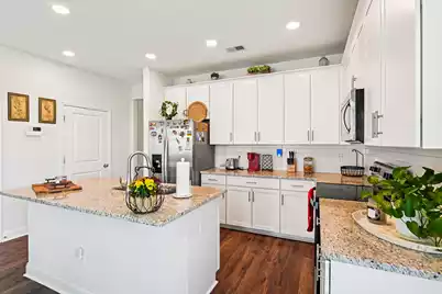 401 Stoneleigh Lane, Moncks Corner, SC 29461 - Photo 5