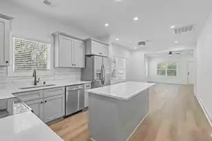 118 Blanchard St, Walterboro, SC 29488 - Photo 5