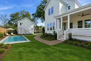 832 McCants Dr, Mount Pleasant, SC 29464 - Photo 51