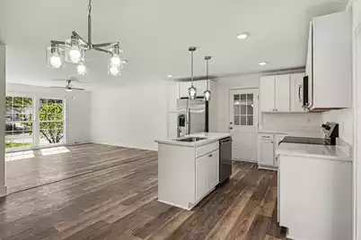 1075 Quail Drive, Charleston, SC 29412 - Photo 9