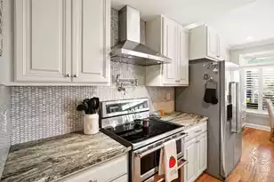 1418 Waterlily Dr, Mount Pleasant, SC 29464 - Photo 15