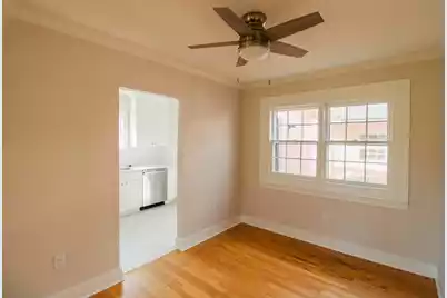 25 Ashley Avenue, Charleston, SC 29401 - Photo 9