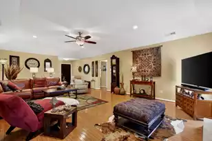 611 Fisherman's Bend, Mount Pleasant, SC 29464 - Photo 9