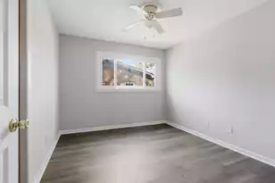 1240 Oakcrest Dr, Charleston, SC 29412 - Photo 15