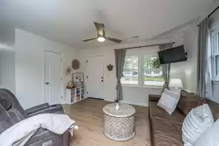 113 Millburn Ave, Goose Creek, SC 29445 - Photo 9