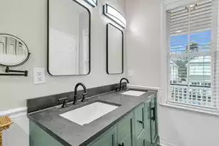 100 Hyacinth St, Summerville, SC 29483 - Photo 23