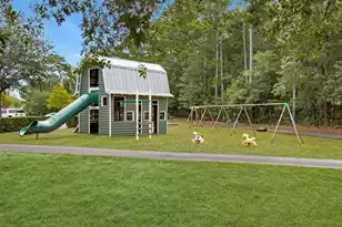 225 Witherspoon St, Summerville, SC 29486 - Photo 63