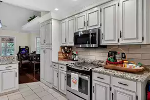 139 Charpia Ave, Summerville, SC 29483 - Photo 11