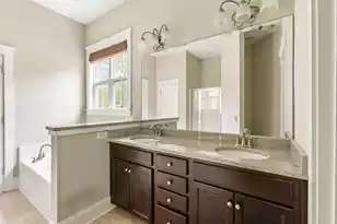 835 Hale St, Charleston, SC 29412 - Photo 5