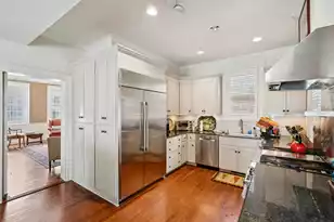 16 Water St, Charleston, SC 29401 - Photo 11