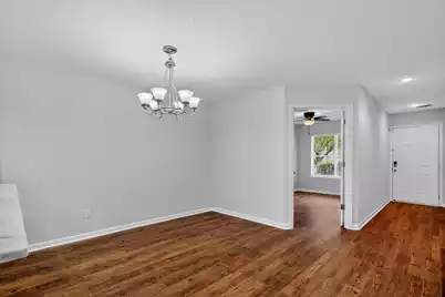 1004 Yellow Hawthorn, Summerville, SC 29483 - Photo 5