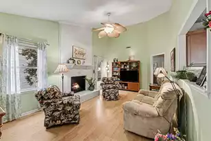 310 Hamlet Rd, Summerville, SC 29485 - Photo 5