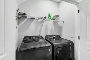 205 Angelica Ave, Summerville, SC 29483 - Photo 13