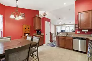 214 Chipping Sparrow Dr, Summerville, SC 29485 - Photo 11