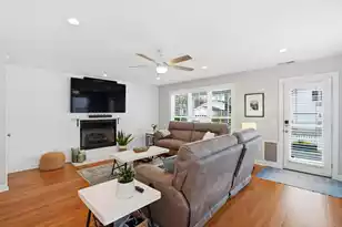 2178 Hartfords Bluff Ln, Mount Pleasant, SC 29466 - Photo 17