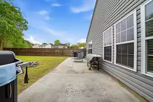 305 Sparkleberry Ln, Ladson, SC 29456 - Photo 19