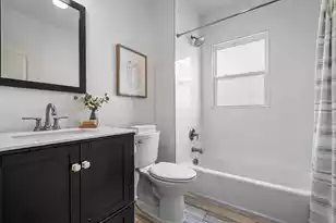 911 Ashley Ave, Charleston, SC 29403 - Photo 17