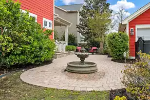 1466 Hollenberg Ln, Mount Pleasant, SC 29466 - Photo 7