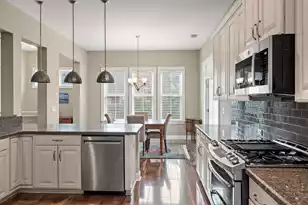 1466 Hollenberg Ln, Mount Pleasant, SC 29466 - Photo 17