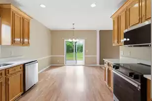 8752 Evangeline Dr, North Charleston, SC 29420 - Photo 7