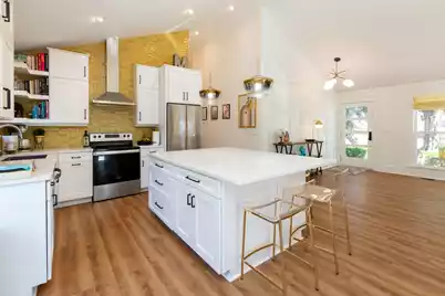 1313 Lonnie Circle, Mount Pleasant, SC 29464 - Photo 19